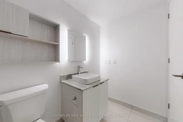 Additional image 18 of 501 Yonge St Unit 912