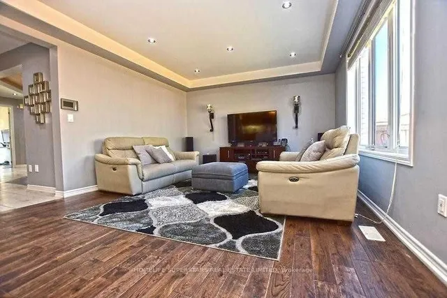 Additional image 13 of 63 Enford Cres