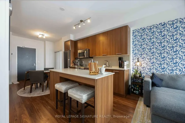 105 George St Unit 2006