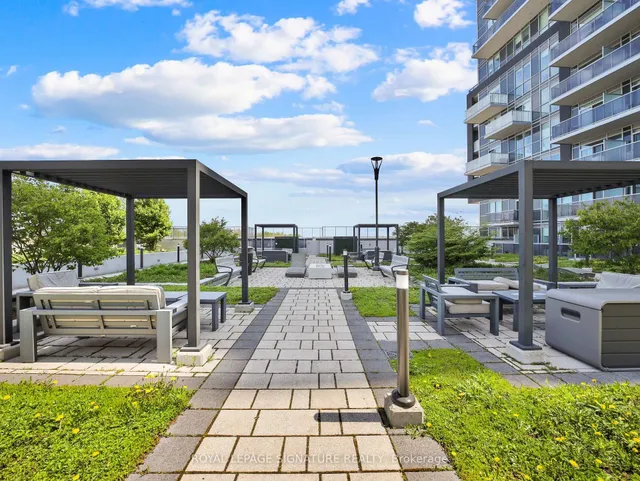 Additional image 26 of 2081 Fairview St Unit 610