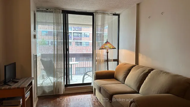 Additional image 5 of 89 McCaul St Unit 720