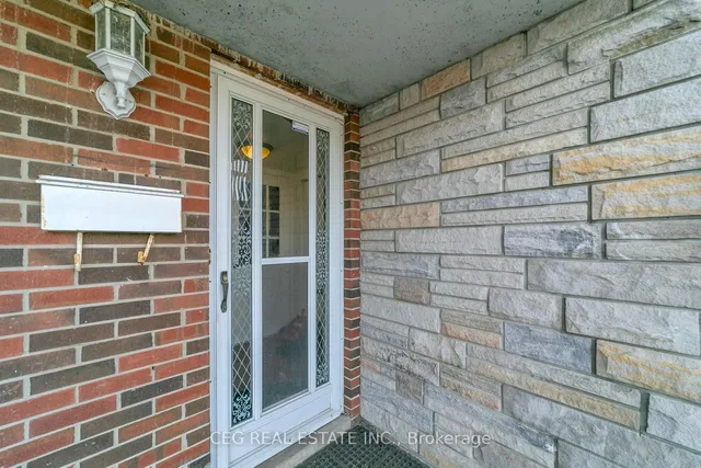 Additional image 20 of 204 FAIRGLEN Ave