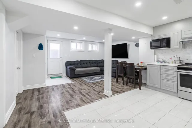 Additional image 38 of 17 Henry Moody Dr