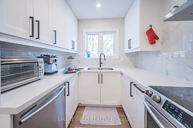 Additional image 12 of 3133 St. Clair Ave