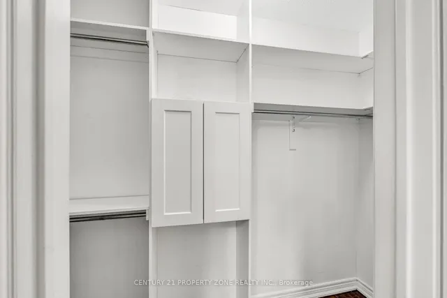 Additional image 31 of 8 Griffith Crt