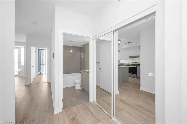 Additional image 7 of 3200 Dakota Common Unit 1007