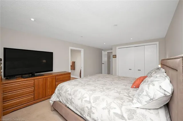 Additional image 31 of 1296 Headon Rd