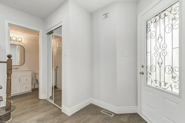 Additional image 8 of 36 Mapleshade Dr