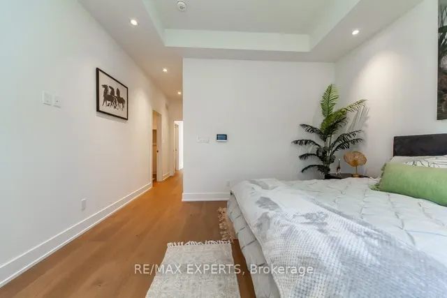 Additional image 24 of 68 Twenty Fourth St