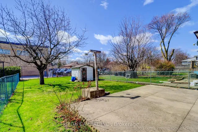 Additional image 26 of 77 Fontainbleau Dr