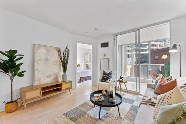 Additional image 4 of 24 Wellesley St Unit 610