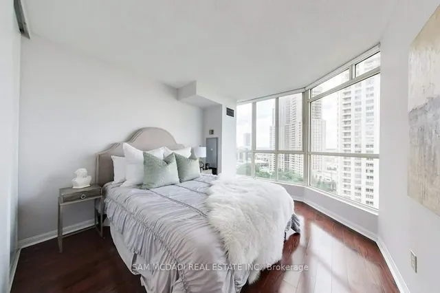 Additional image 15 of 55 Kingsbridge Garden Circ Unit 1411