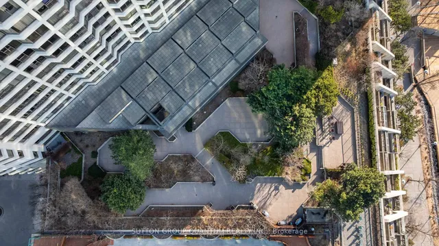 Additional image 41 of 55 Harbour Sq Unit 1113