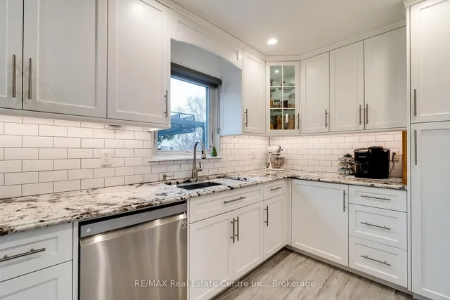 Additional image 23 of 775 Coulson Ave