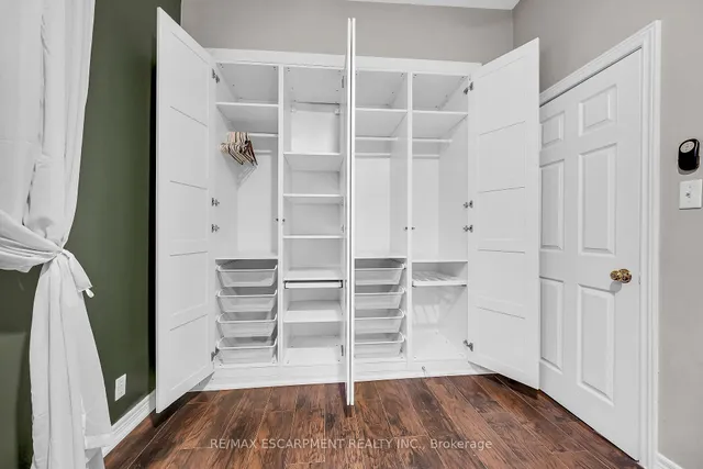 Additional image 12 of 161 RAY St