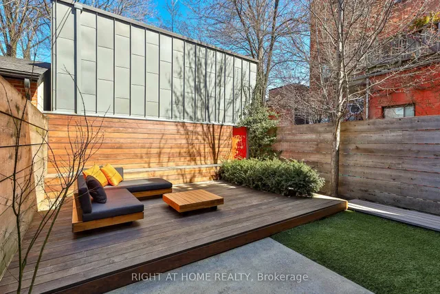 Additional image 15 of 694 Richmond St