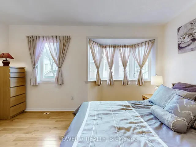 Additional image 21 of 83 Mondeo Dr Unit 515