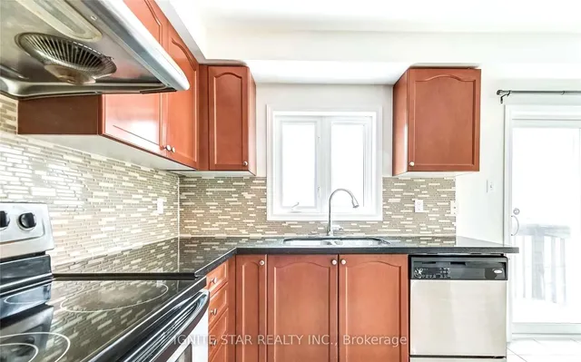 Additional image 3 of 5727 Retreat St