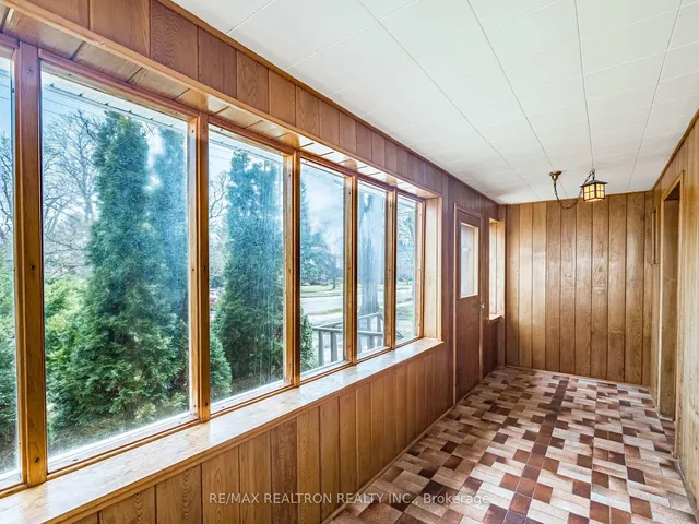 Additional image 5 of 872 Royal York Rd