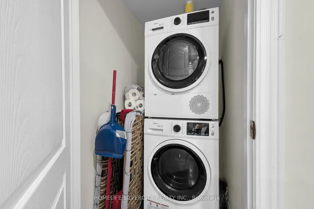 Additional image 32 of 38 George Robinson Dr