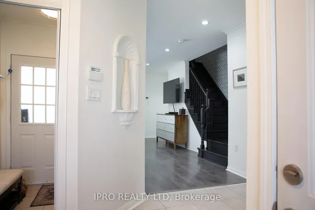 Additional image 3 of 82 Weather Vane Lane