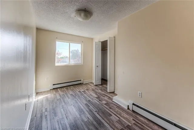 Additional image 32 of 75 South Dr