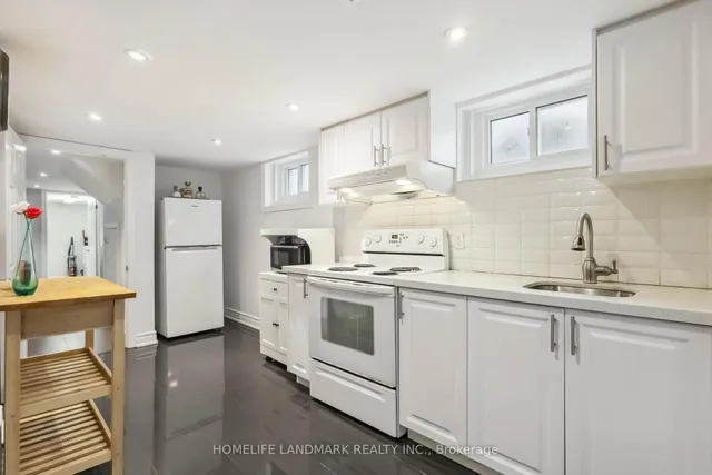 Additional image 14 of 10 Tartan Ave