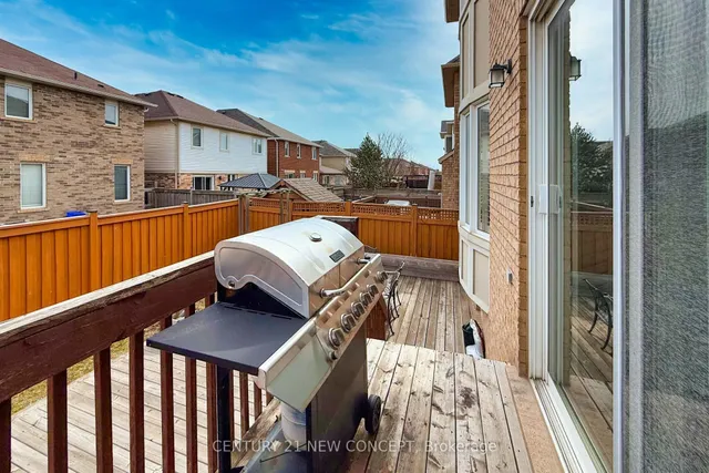 Additional image 36 of 286 Schreyer Cres