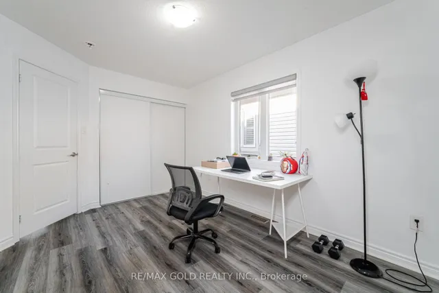 Additional image 23 of 13 Redfern St