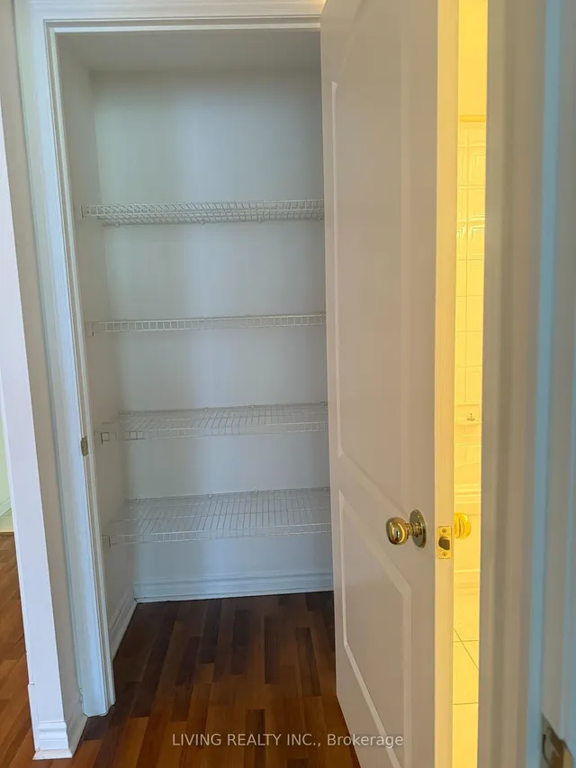 Additional image 13 of 18 William Carson Cres Unit 302