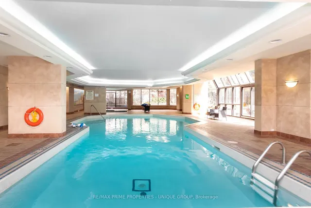 Additional image 17 of 633 Bay St Unit 903