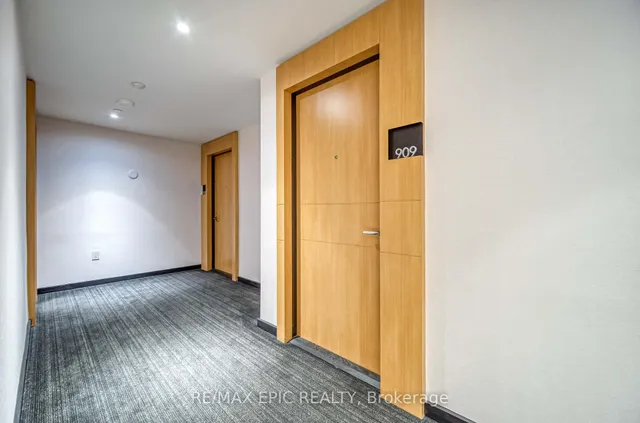 Additional image 34 of 11 Wellesley St Unit 909