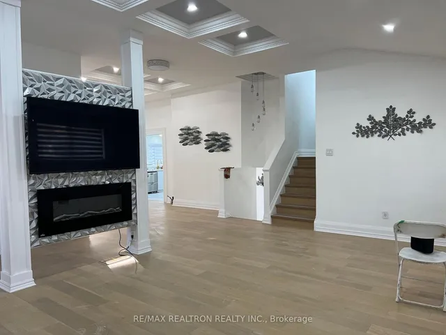 Additional image 5 of 6 South Marine Dr