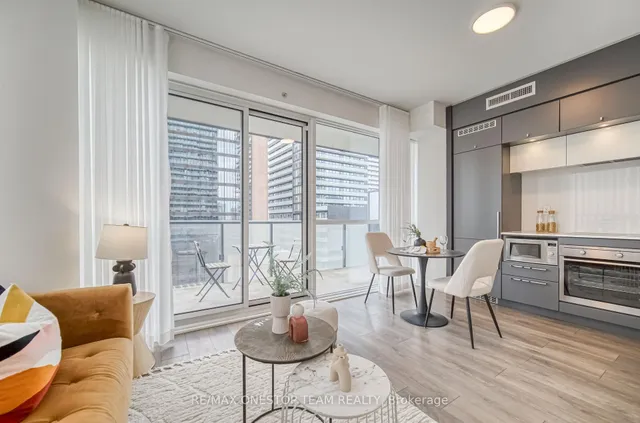 Additional image 19 of 15 Grenville St Unit 1905