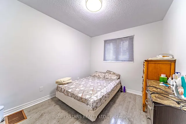 Additional image 14 of 23 Lord Sydenham Crt