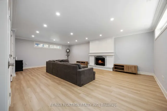 Additional image 28 of 16 Aylesbury Rd