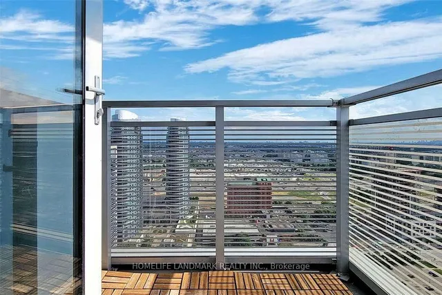 Additional image 21 of 255 Village Green Sq Unit 1803