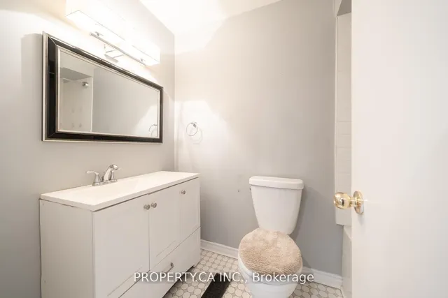 Additional image 28 of 64 Dawson Cres