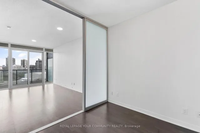 Additional image 19 of 90 Park Lawn Rd Unit 1510