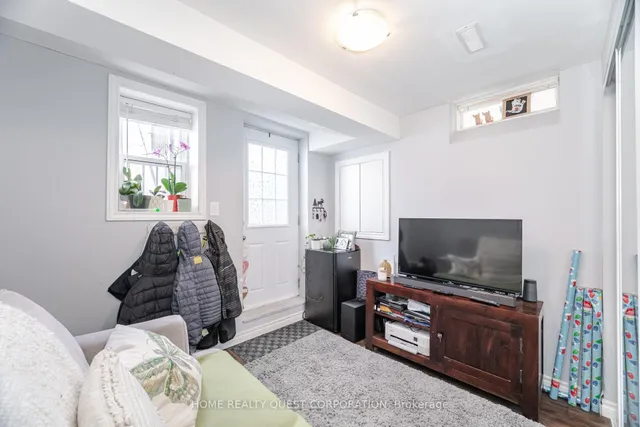 Additional image 35 of 1322 Mowat Lane