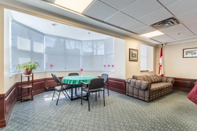 Additional image 38 of 2199 Sixth Line Unit 314