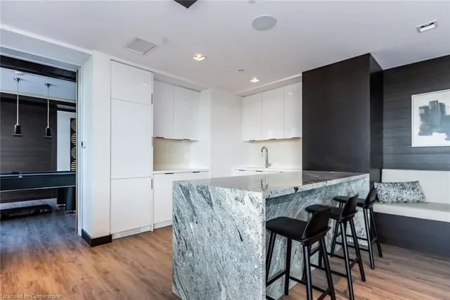 Additional image 14 of 2025 Maria St Unit 1001