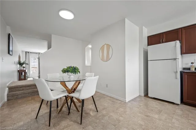 Additional image 16 of 155 Highland Cres Unit 8