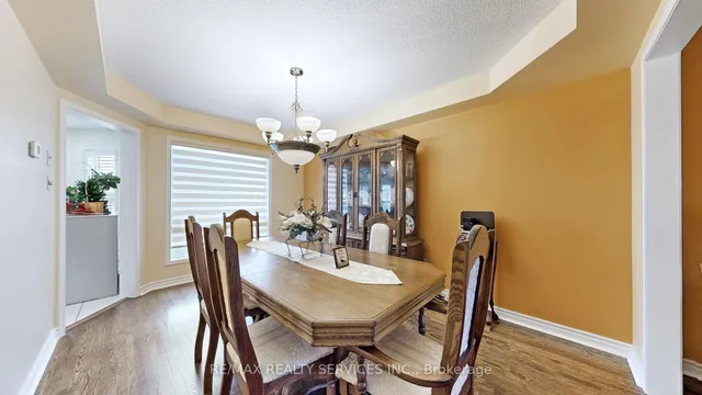 Additional image 12 of 87 Sprucelands Ave