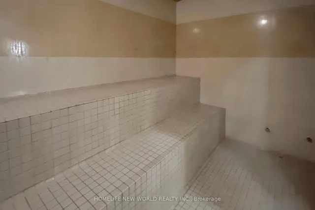 Additional image 35 of 151 Village Green Sq Unit 501