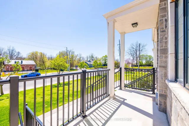 Additional image 9 of 383 Dundas St Unit 51