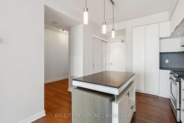 Additional image 22 of 110 Charles St Unit 3608