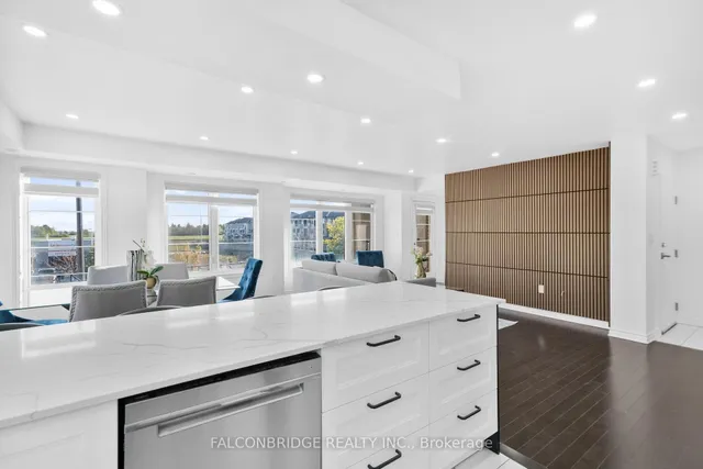 Additional image 15 of 200 Veterans Dr Unit 2