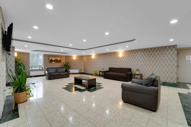 Additional image 16 of 41 Markbrook Lane Unit 1402