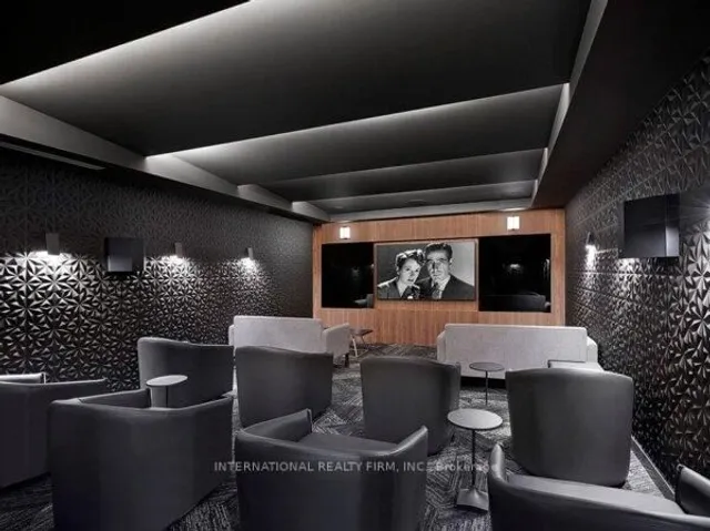 Additional image 20 of 255 Village Green Sq Unit 3104